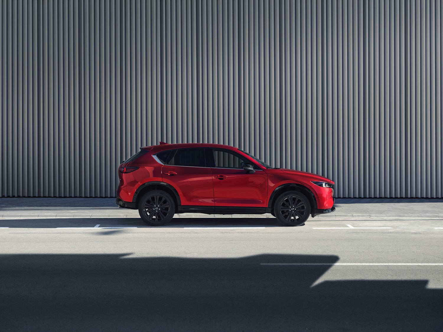 2023 CIJ CX 5 Sideshot11 Lowres